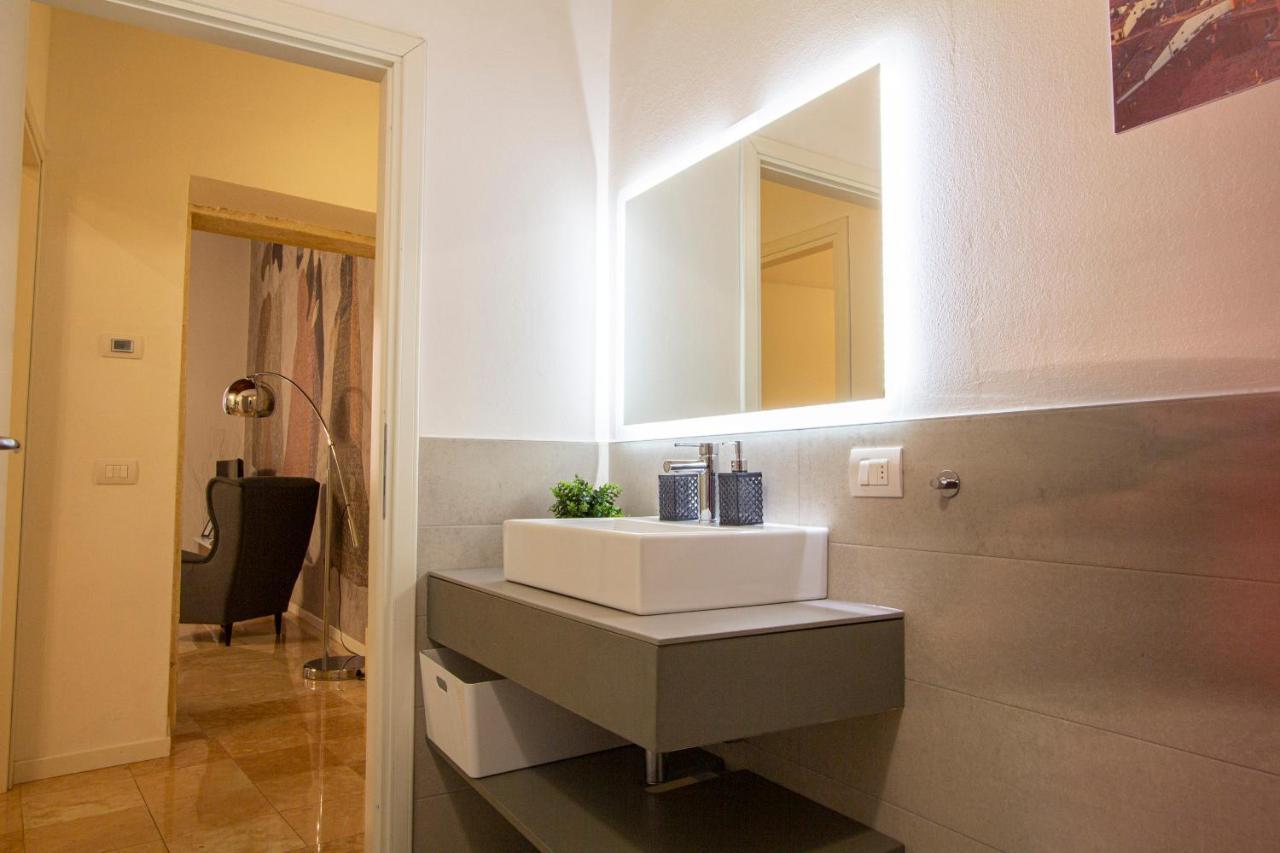 Le Damigelle Apartment เวโรนา ภายนอก รูปภาพ